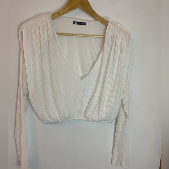 Zara White Pleated Blouse - Picture 5 of 6